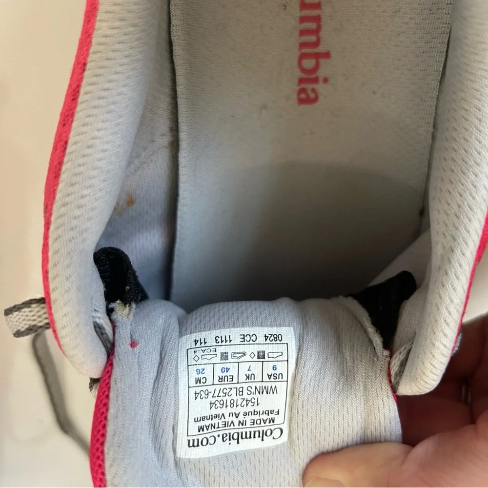 Columbia Sneakers Trail Running Conspiracy Vapor Pink Red Gray Shoes Women’s 9